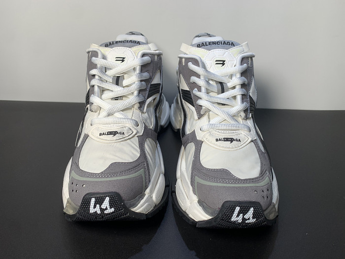 BALCIA RUNNER SNEAKER