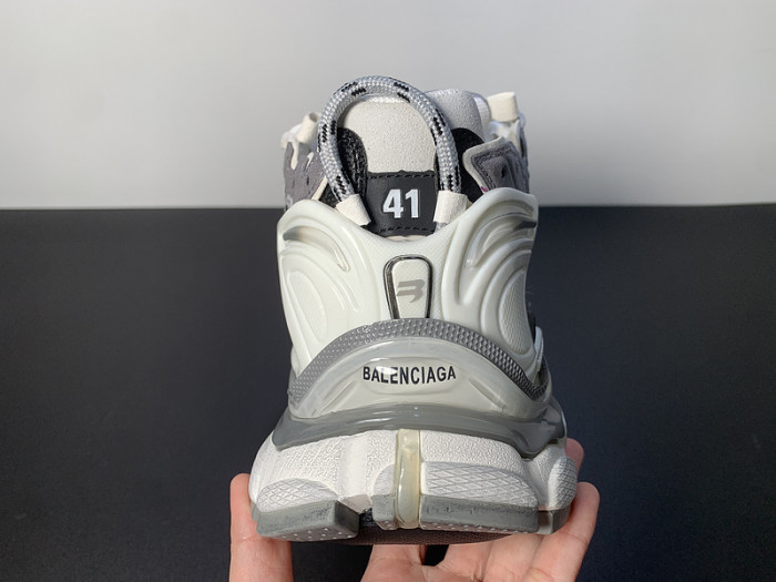 BALCIA RUNNER SNEAKER