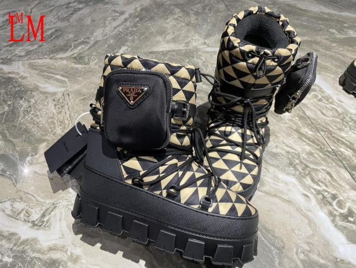 Pra*a boots