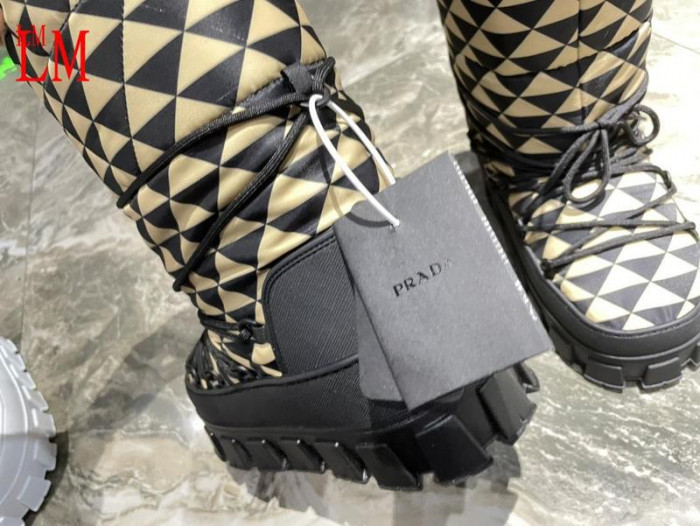 Pra*a boots