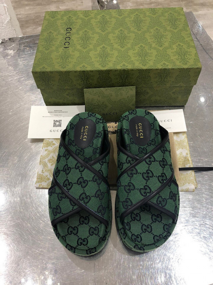 GCI GG Slide Sandal